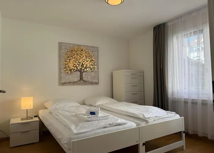 Great 2 Bedroom Flat In The Center - Mainau 12 *